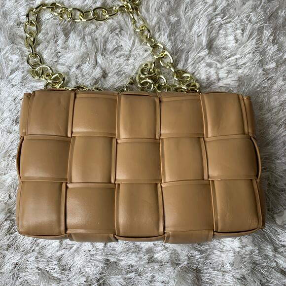Camel Tan Woven Box Shaped Cross Body Bag 9 x 6 x 2.5" - Picture 2 of 7